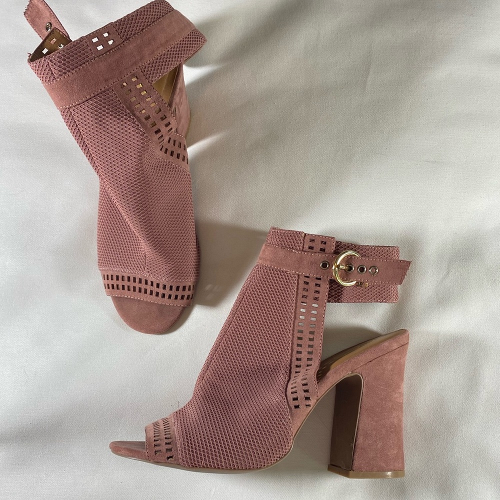 Pink heels size 10 wedges